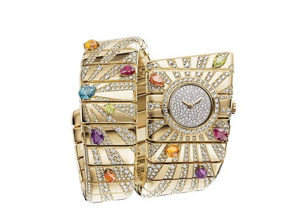 Премиальный отель — In the Spotlight